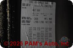 Vehicle photo 14