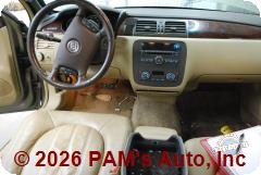 Vehicle photo 12