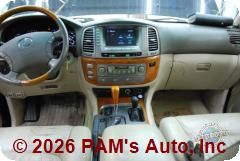 Vehicle photo 12