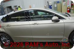 Vehicle photo 3