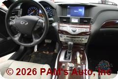 Vehicle photo 12