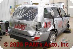 Vehicle photo 4