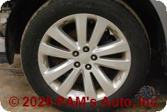 Vehicle photo 7