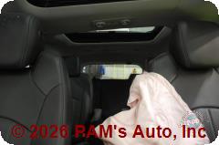 Vehicle photo 9