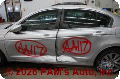 Vehicle photo 6
