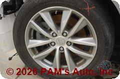 Vehicle photo 7