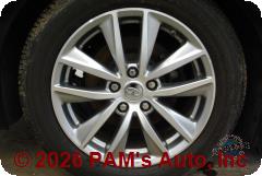 Vehicle photo 7