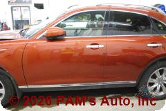 Vehicle photo 6
