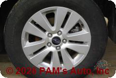 Vehicle photo 7