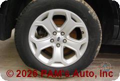 Vehicle photo 7