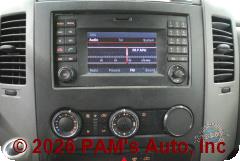 Vehicle photo 11