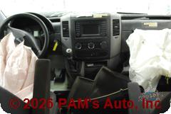 Vehicle photo 12