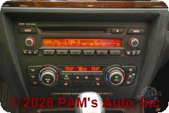 Vehicle photo 13