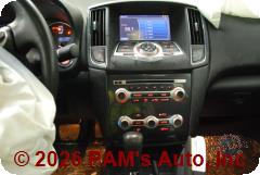 Vehicle photo 12