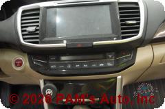 Vehicle photo 11