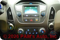 Vehicle photo 13