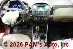 Vehicle photo 14
