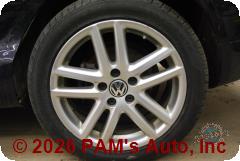 Vehicle photo 9