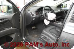 Vehicle photo 8