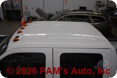 Vehicle photo 8