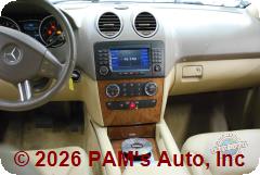 Vehicle photo 14
