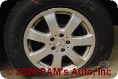 Vehicle photo 9