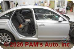 Vehicle photo 3