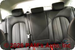 Vehicle photo 9