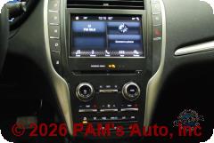 Vehicle photo 11