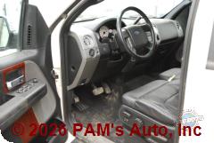 Vehicle photo 10