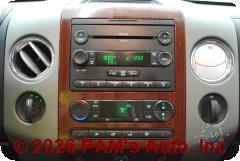 Vehicle photo 13
