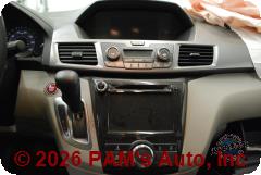 Vehicle photo 11