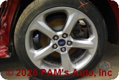Vehicle photo 9