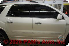 Vehicle photo 3