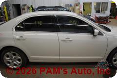 Vehicle photo 3