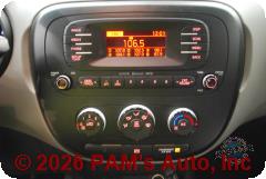Vehicle photo 13