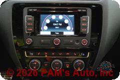 Vehicle photo 11
