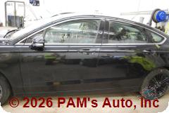 Vehicle photo 7