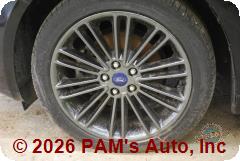 Vehicle photo 9