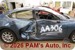 Vehicle photo 3