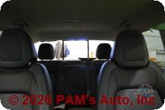 Vehicle photo 11