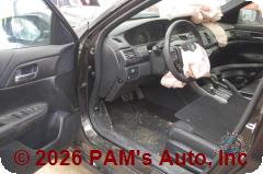 Vehicle photo 10