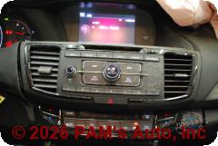 Vehicle photo 13