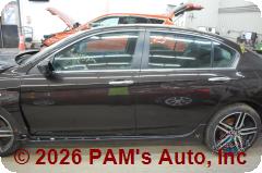 Vehicle photo 7