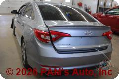 Vehicle photo 6