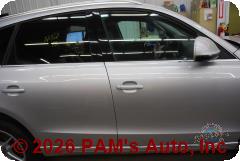 Vehicle photo 3