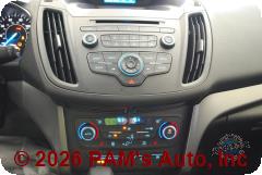 Vehicle photo 13