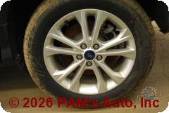 Vehicle photo 9