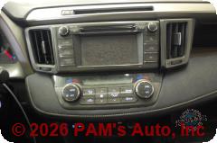 Vehicle photo 13
