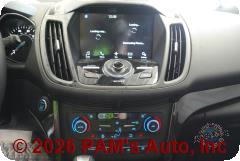 Vehicle photo 13